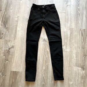 YMI Women’s Black Skinny Black Pants Size Medium